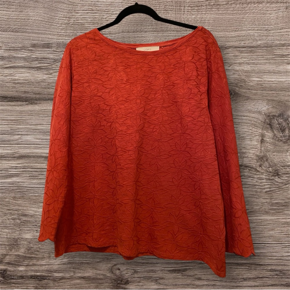 Women’s Loft Top